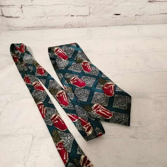 Tabasco Men's Novelty Silk Necktie Tie Bloody Mary Cocktail Made in USA 4 x 56 - Picture 7 of 9